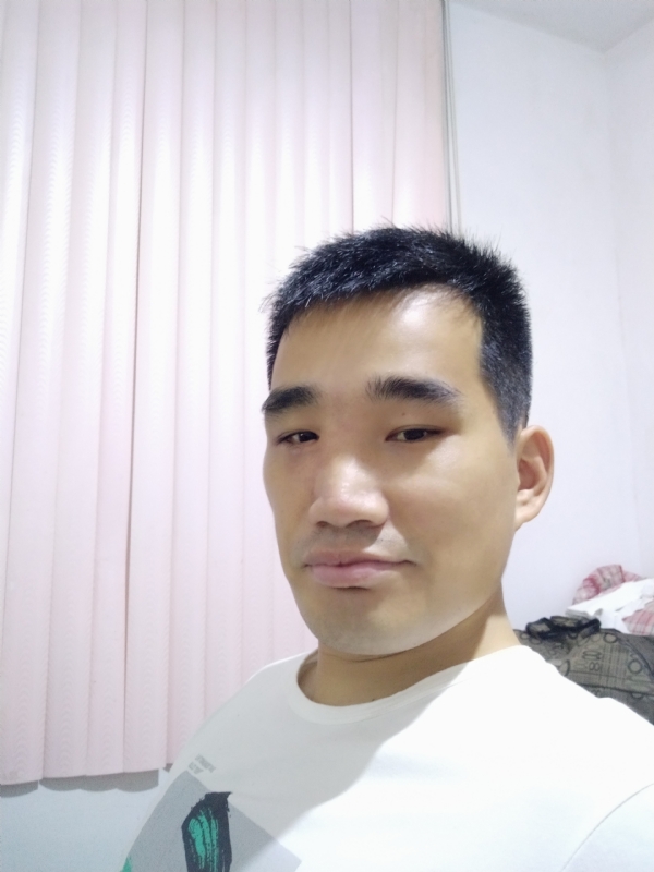 大男孩的第一张照片--泰宁婚介网