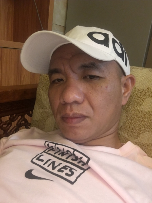 坚持到底的第一张照片--泰宁婚介网
