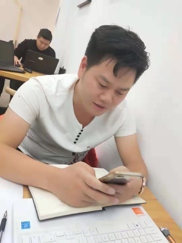 麒麟的第一张照片--泰宁婚介网
