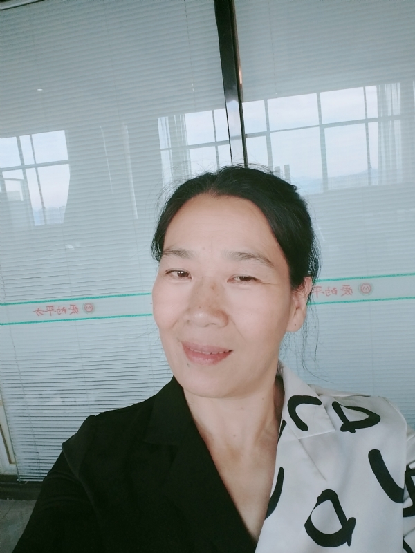 易莲的第一张照片--泰宁婚介网