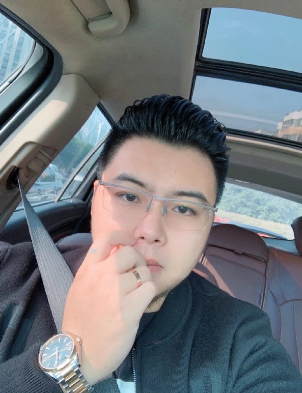 把苹果咬哭的第一张照片--泰宁婚介网