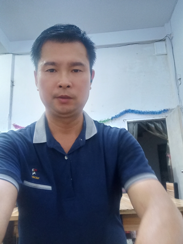 我是自强不息的第一张照片--泰宁婚介网