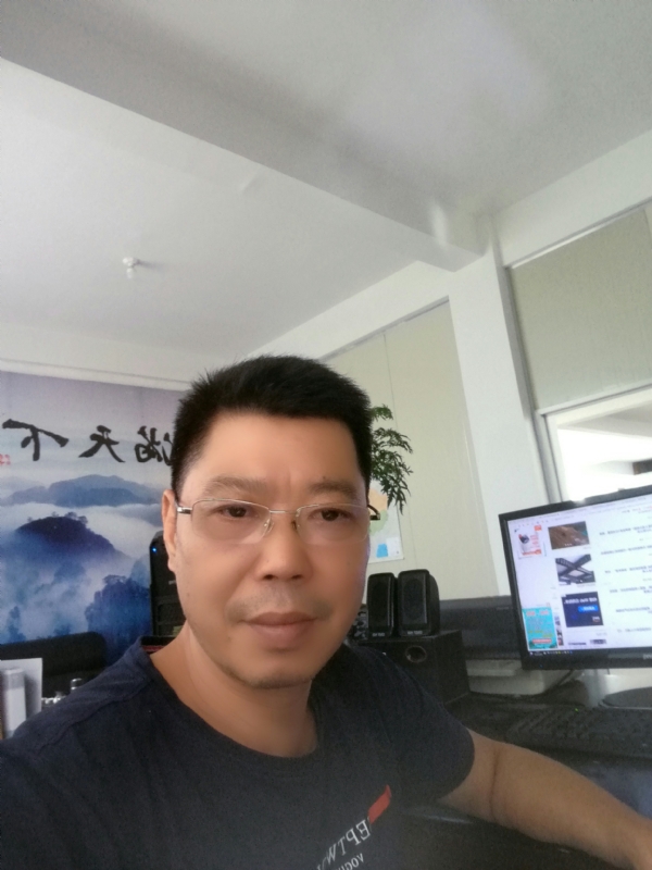 心平气和的第一张照片--泰宁婚介网