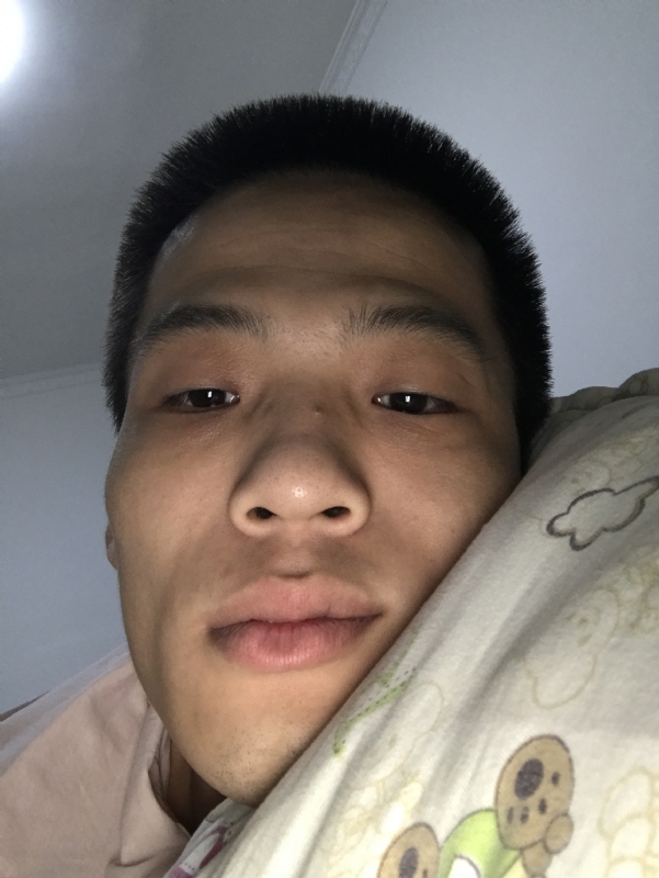 直男的第一张照片--泰宁婚介网