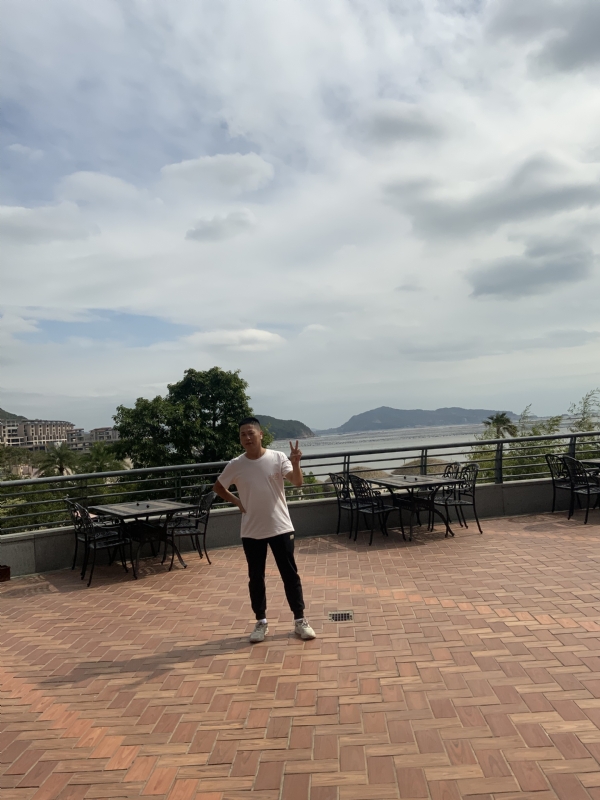 心酸瑟果的第一张照片--泰宁婚介网