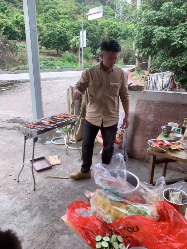 你黑我哟的第一张照片--泰宁婚介网