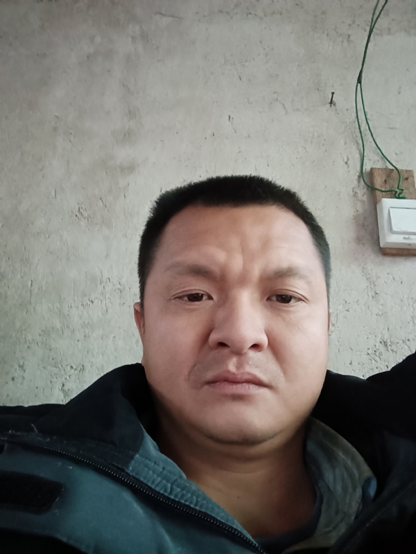 兰成龙的第二张照片--泰宁婚介网