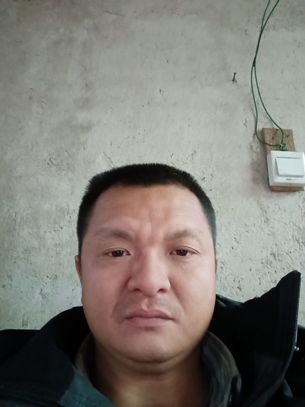 兰成龙的第四张照片--泰宁婚介网