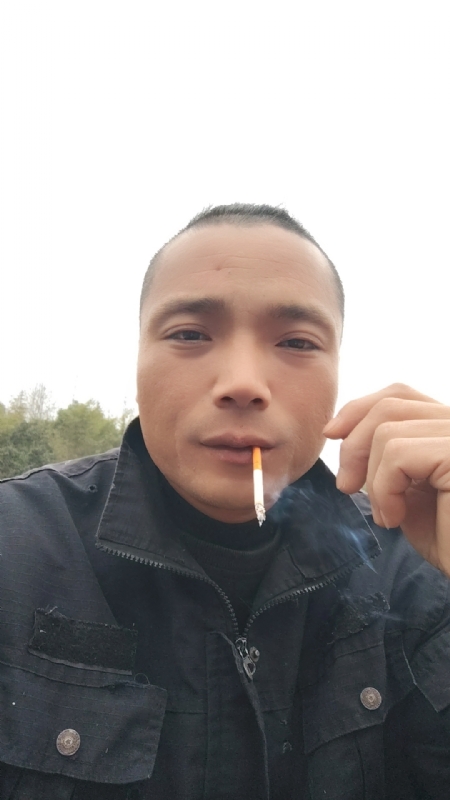 伯爵的第一张照片--泰宁婚介网