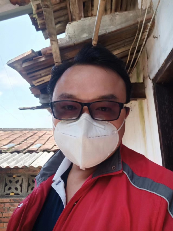 如影随形的第一张照片--泰宁婚介网