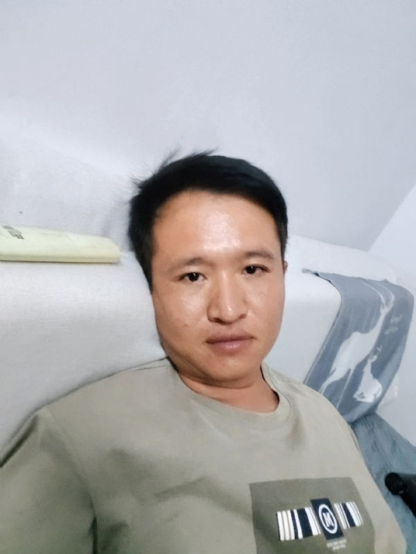 陌生人的第三张照片--泰宁婚介网